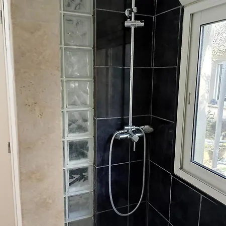 Maisonnette Soleil Сasa de vacaciones Nimes