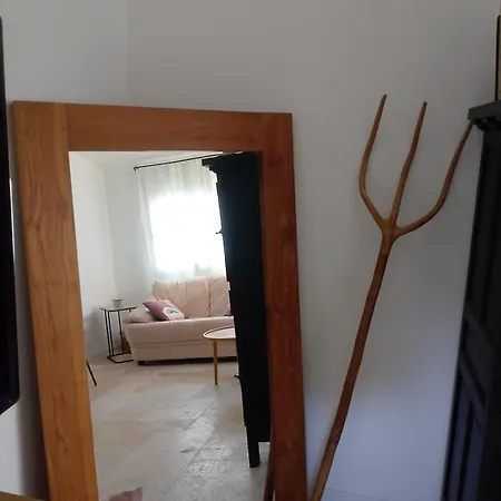 Maisonnette Soleil Сasa de vacaciones Nimes