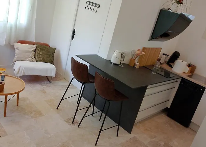 Semesterbostad Maisonnette Soleil Nîmes